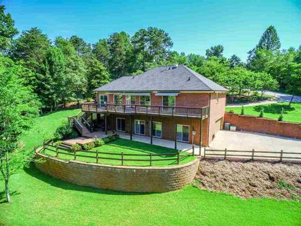 1804 Yorktown Drive sold home in Loran Pointe, Seneca, SC