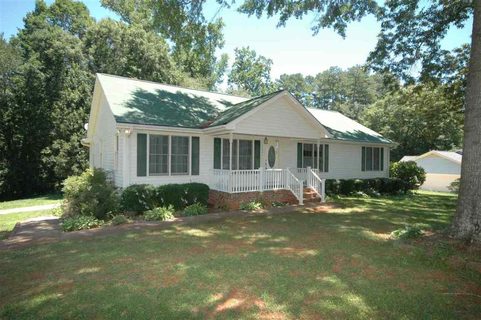 3021 Woodale Circle