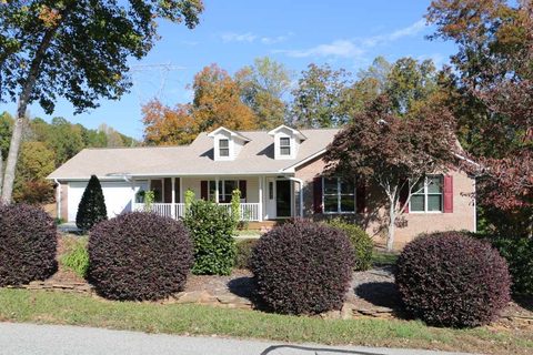 2005 Manlia Drive Saxony Forest
