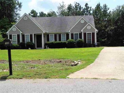 405 Whispering Lane