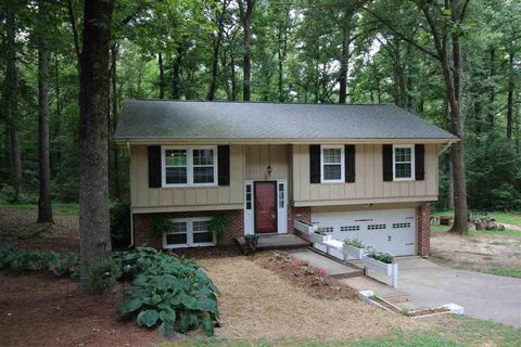 401 Woodland Circle