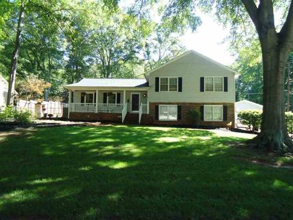 211 Old Colony Road