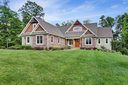 562 Natures View Drive sold home in Salem, SC