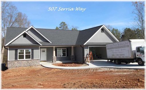 507 Serria Way