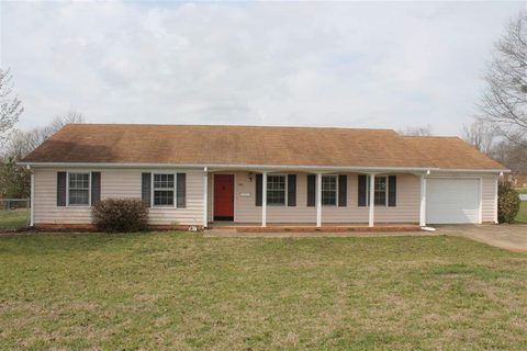 2411 Lindale