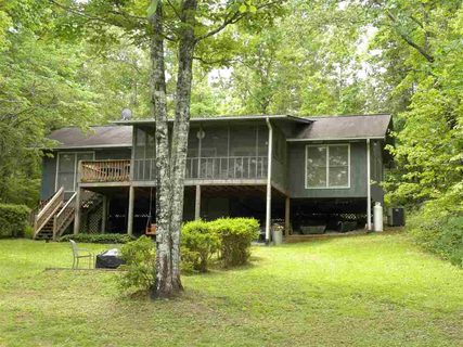 743 Red Oak Drive