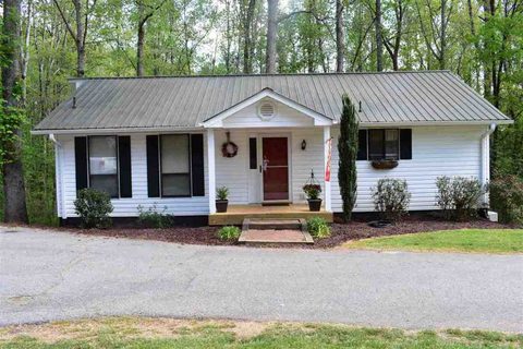 125 Brook Lane