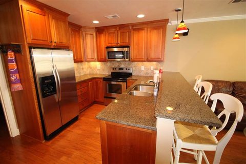 209 Calhoun St, #401 401 Oakledge on Calhoun