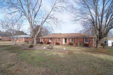 308 Bridgeview Drive
