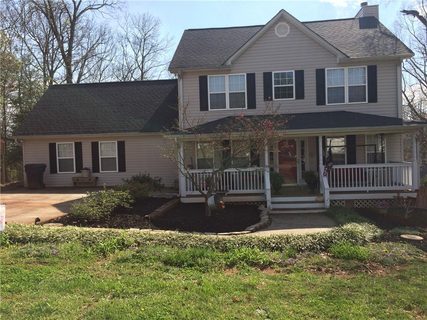 211 Laurel Heights