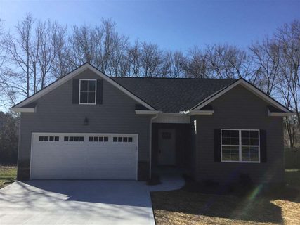 211 Ashwood Lane