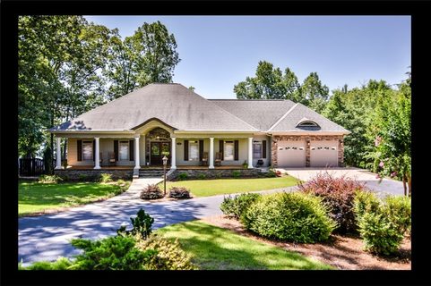 700 Frenge Branch Road sold home in Lakeshore East, Seneca, SC