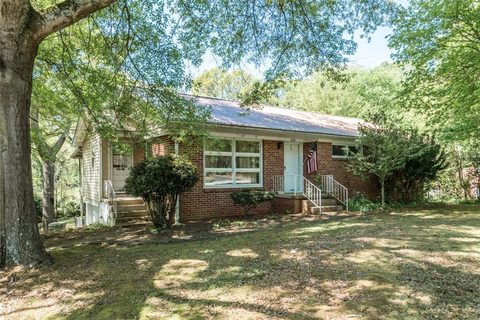 223 Holly Avenue