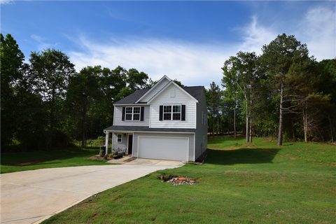 122 Yellow Pine Drive
