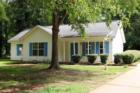 3204 Deerwood Trail sold home in Meadow Park, Anderson, SC
