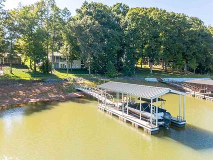 708 Dogwood Lane