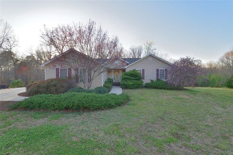 207 Dodgins Lane sold home in New Hope Spring, Seneca, SC