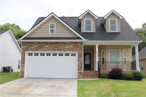 215 Streams Way sold home in Winding Stream, Anderson, SC