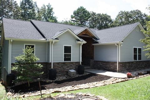 125 Beaver Lake Drive sold home in Beaver Lake, West Union, SC