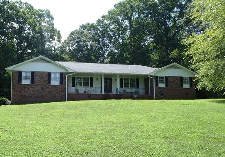 113 Seven Oaks Drive sold home in North Forest Es, Pendleton, SC