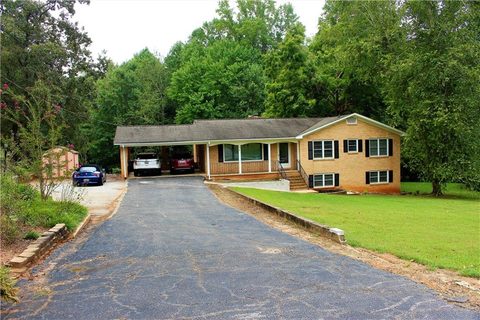 5035 Forest Drive sold home in Enchanted Hills, Seneca, SC