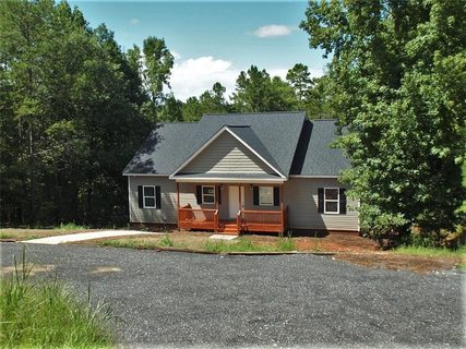 121 Martins Pointe Drive sold home in Martin's Pointe, Seneca, SC
