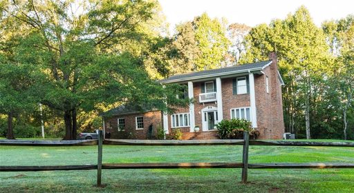 200 Dove Hill Circle sold home in Lenhardt Mini Farms, Easley, SC