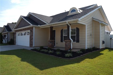32 Hillsborough Drive