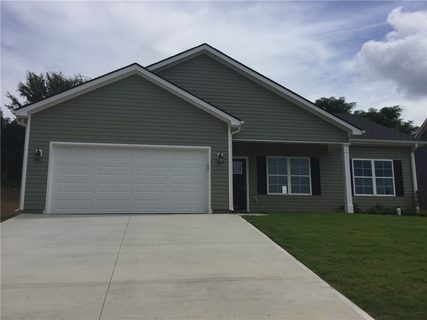 204 Ashwood Lane