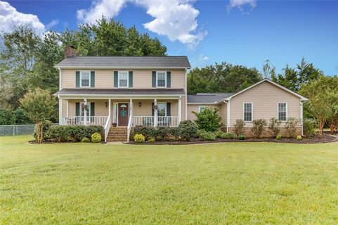 102 Devon Way