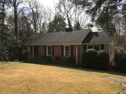 102 Cherokee Road