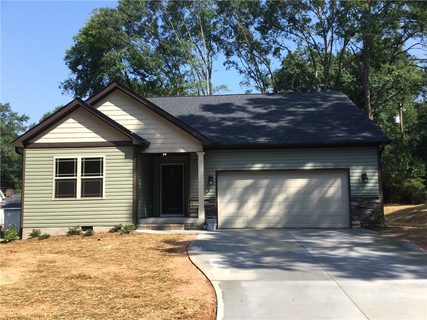 1403 Pioneer Drive Anderson