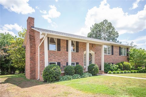 1206 Hanover Road