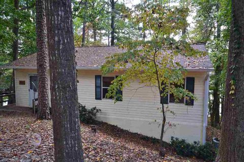 879 Rue Fleur De Lis sold home in Brittany Hbr N, Lavonia, GA