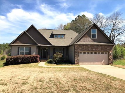 221 Terrace View Way Seneca