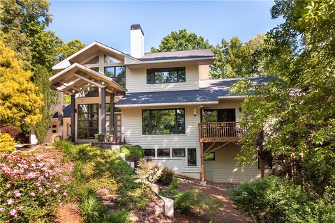 505 Viewpoint Court