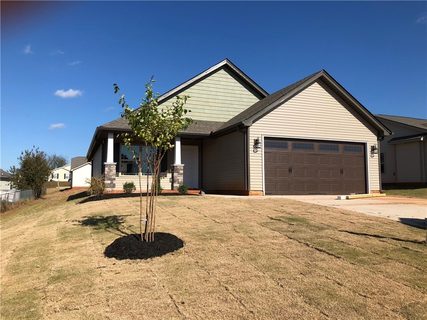 108 Veranda Circle
