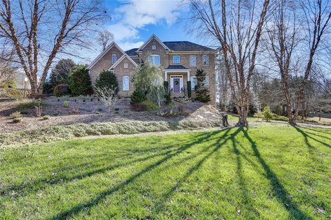 105 Green Ridge Drive