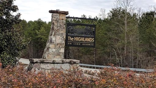 276 War Path Road Lot 3 sold home in Highland Lake Keowee, Six Mile, SC