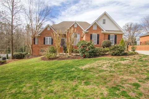 504 Brittany Park