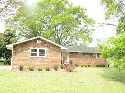 105 Rhodehaven Drive