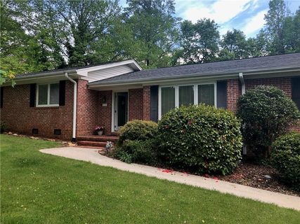 111 Briarcliff Road sold home in Green Pines Sub, Central, SC