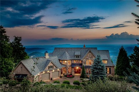 16 High Bluff Court
