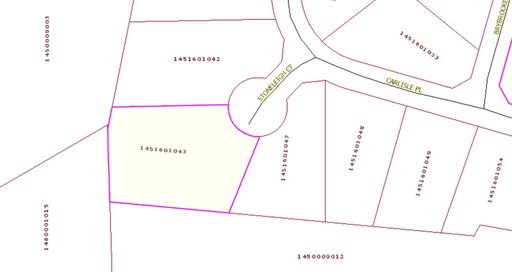 102 Stoneleigh Court