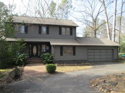 1414 Hunters Trail