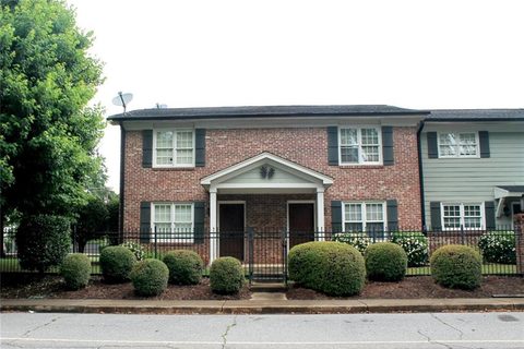 209 Calhoun Street 202