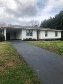 5025 Corinth Drive sold home in Enchanted Hills, Seneca, SC