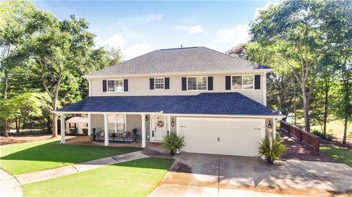 1200 Moorehead Place