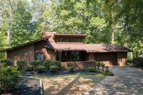 Previously sold for $262,300