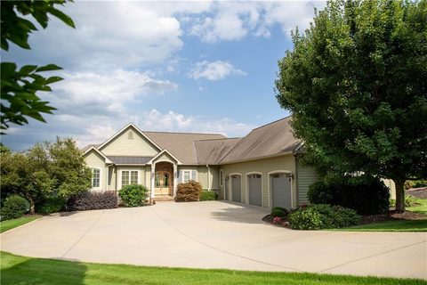 363 Stardust Lane